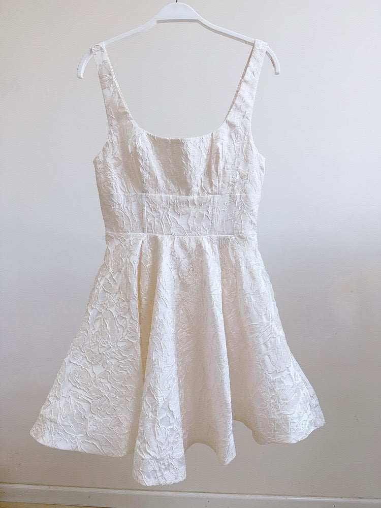 Charmantes Kleid