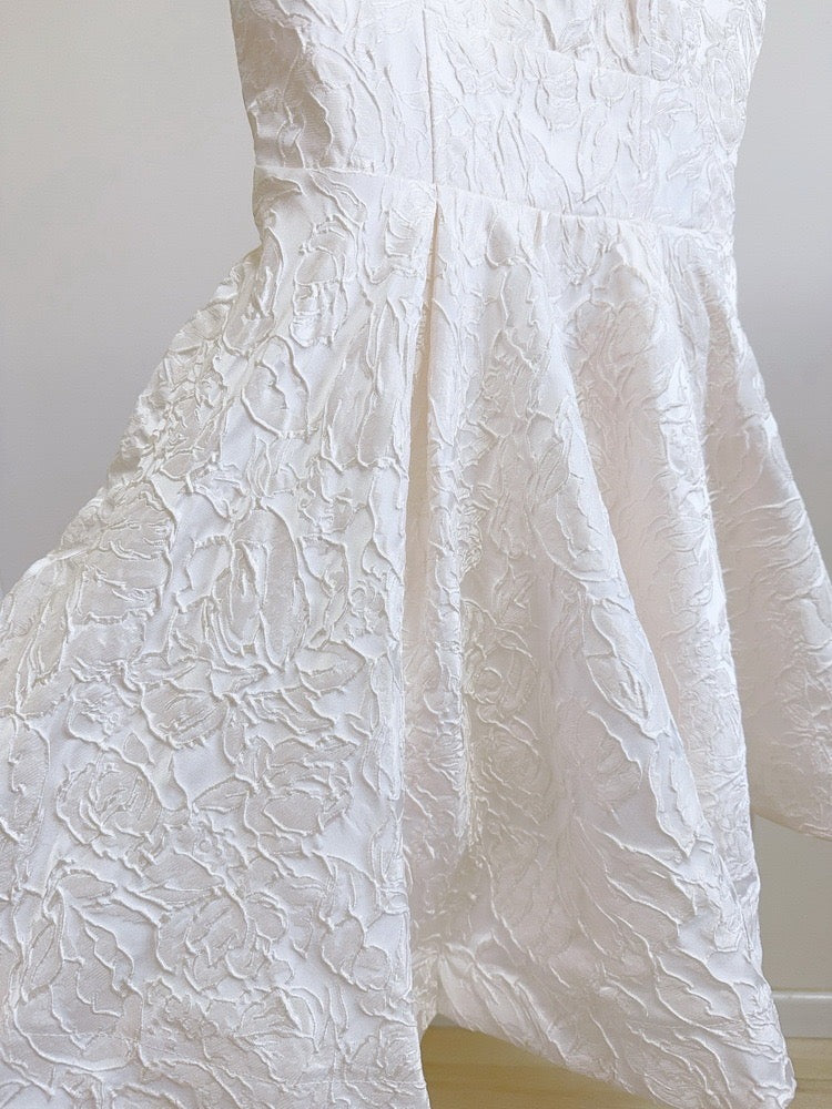 Charmantes Kleid